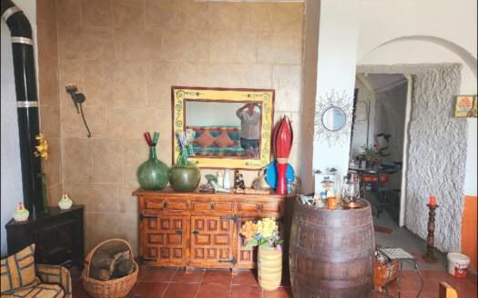 Se vende encantadora casa con terreno en Güímar