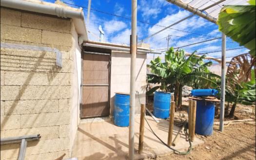 Se vende bonita propiedad en Arico zona Marzagán