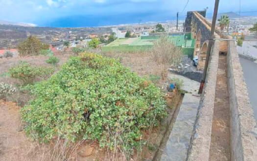 Se alquila terreno rústico en Arafo