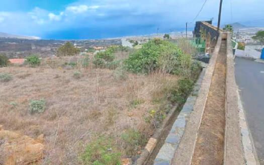 Se alquila terreno rústico en Arafo