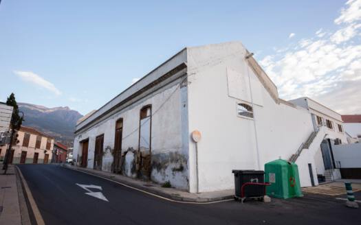 Se vende gran solar en el centro de Güímar