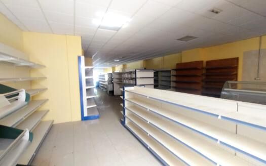Se vende local comercial en Güímar