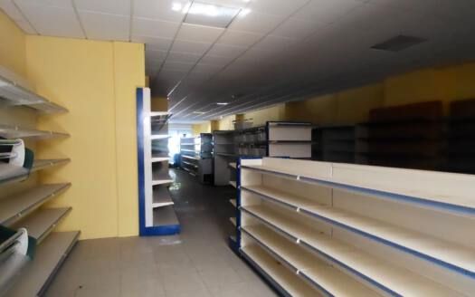 Se vende local comercial en Güímar