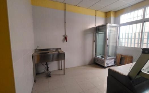Se vende local comercial en Güímar