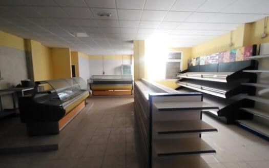 Se vende local comercial en Güímar